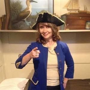 Meet your Posher, Lynn